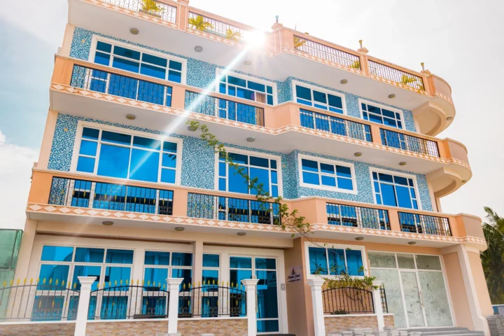 Exterior of Abuharee Grand in Hithadhoo, Addu City
